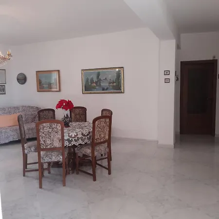 Gasthuis Rosa Di Calabria Bovalino Marina