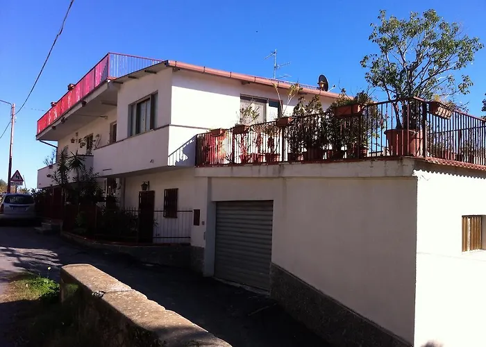 Rosa Di Calabria 博瓦利诺马里纳