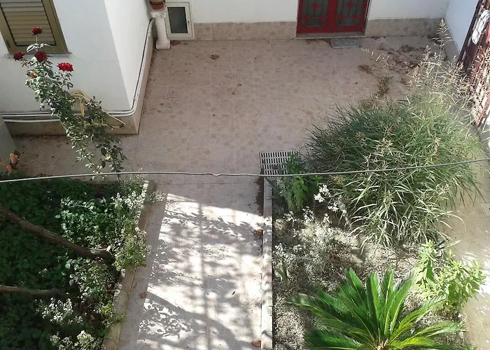 Rosa Di Calabria 博瓦利诺马里纳