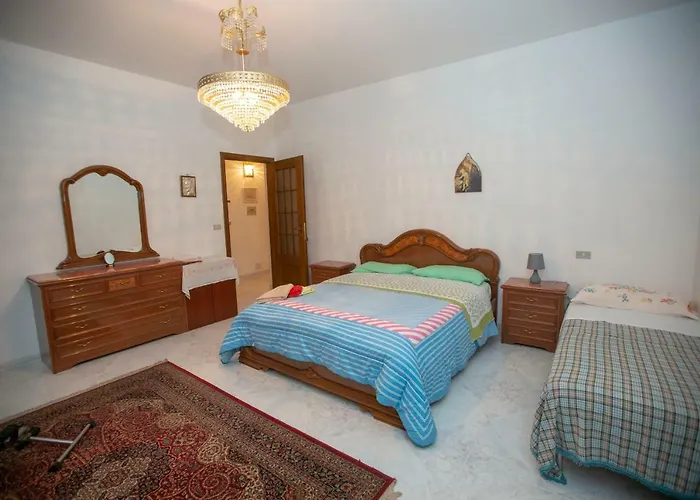 Rosa Di Calabria 招待所 博瓦利诺马里纳