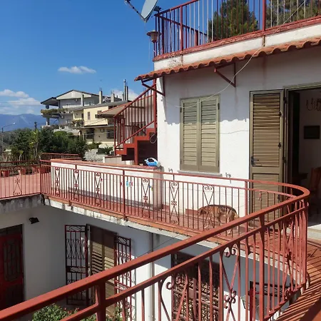 Rosa Di Calabria 3*