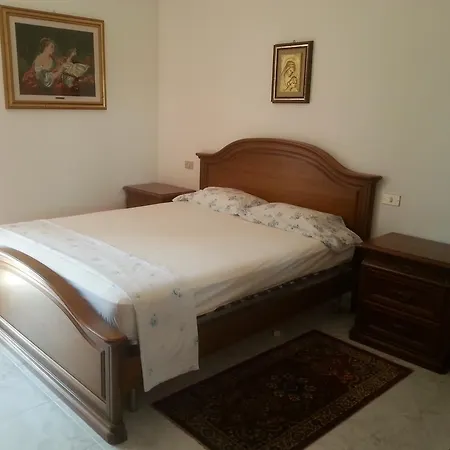 Rosa Di Calabria 3*