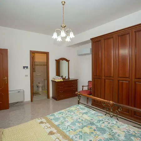 Affittacamere Rosa Di Calabria *