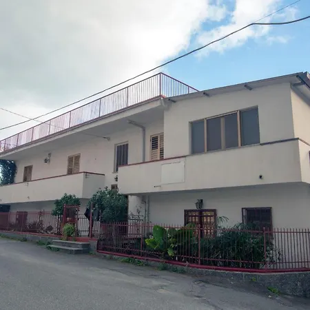 Affittacamere Rosa Di Calabria *
